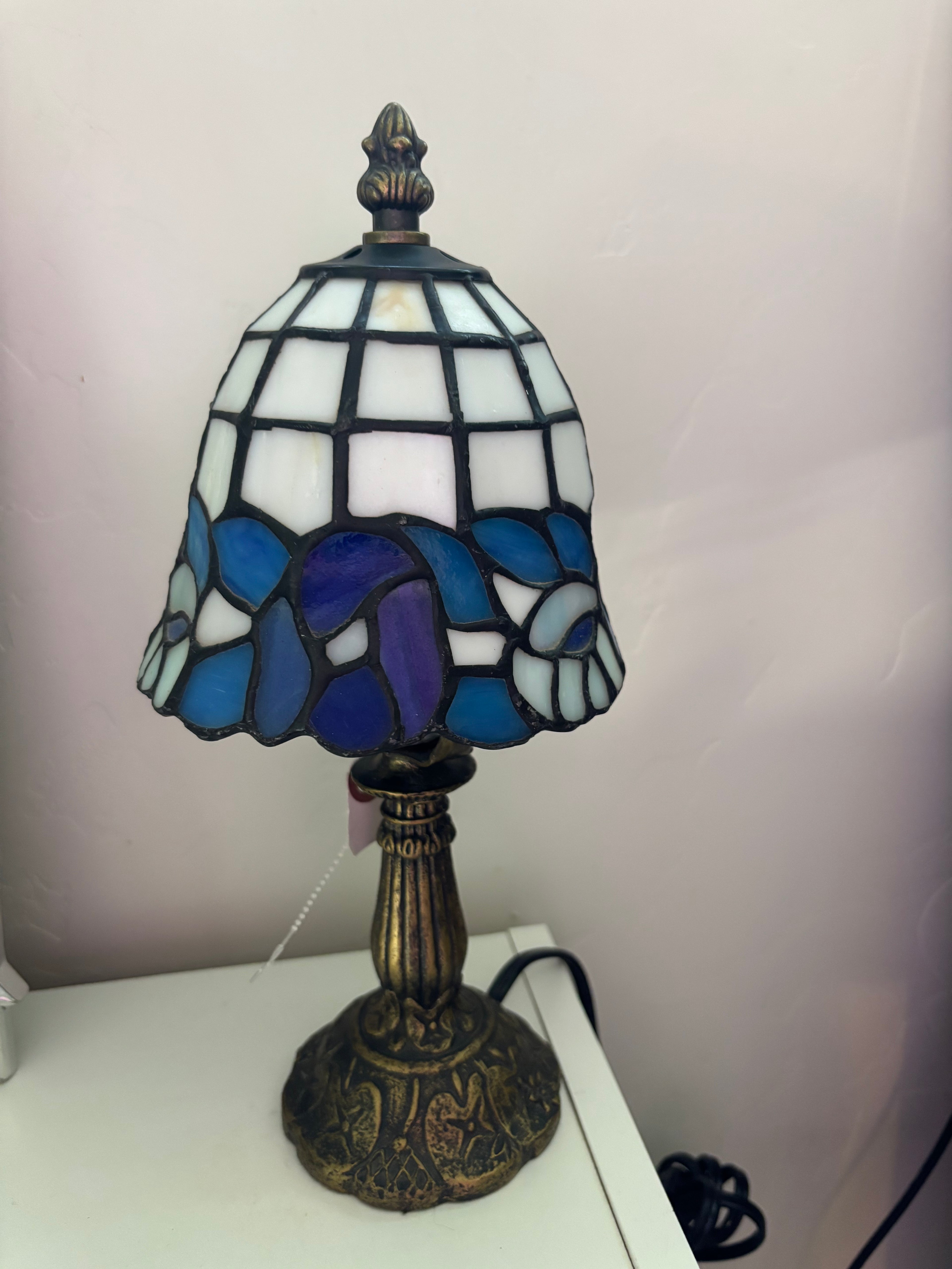 Vintage Blue Floral Lamp