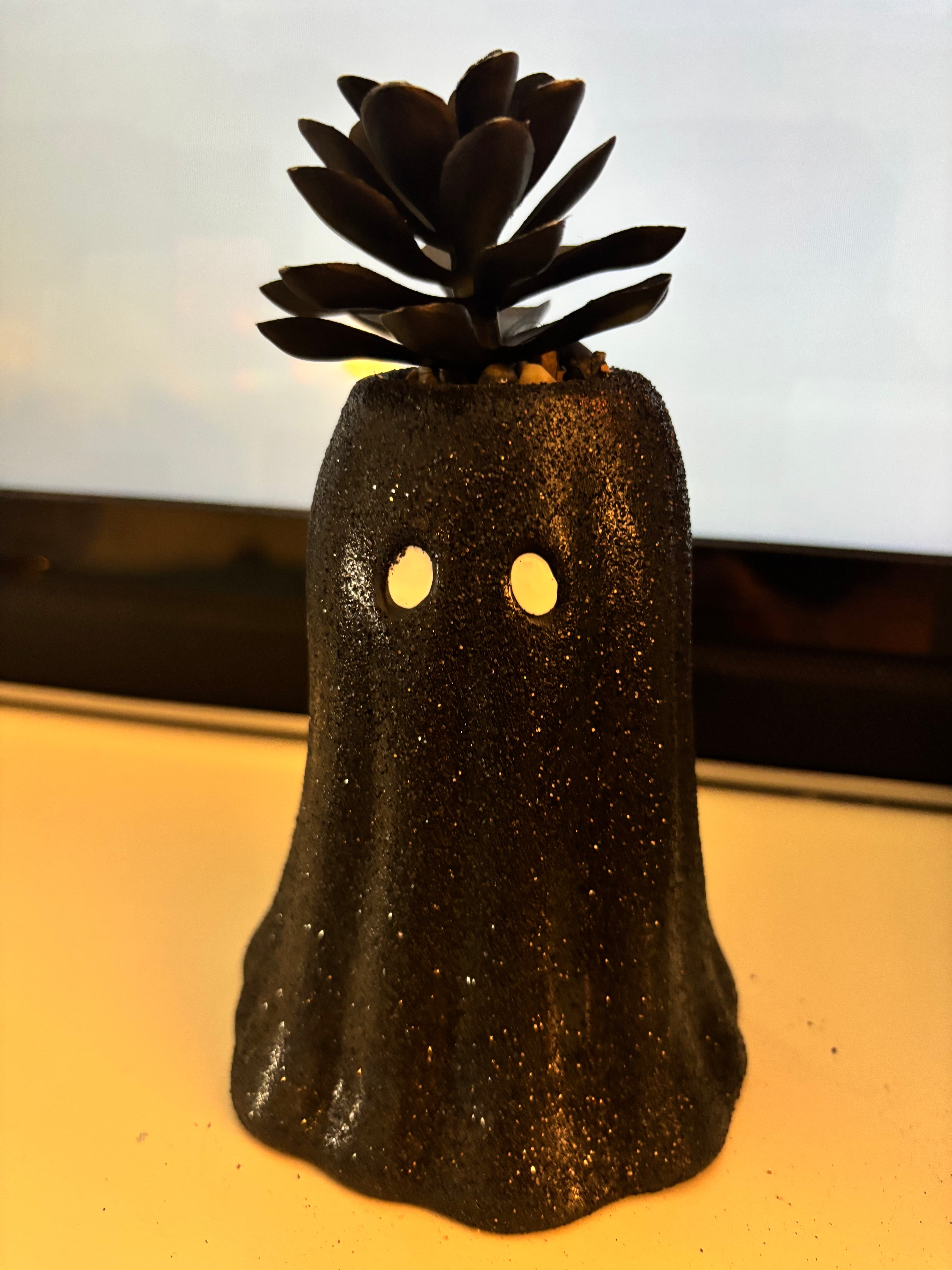 Halloween Ghost Succulent Plant Holder